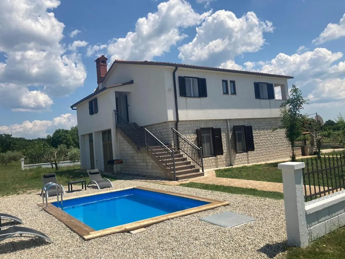 Casa Cerin With Private Pool Apartment Barat  Croatia
