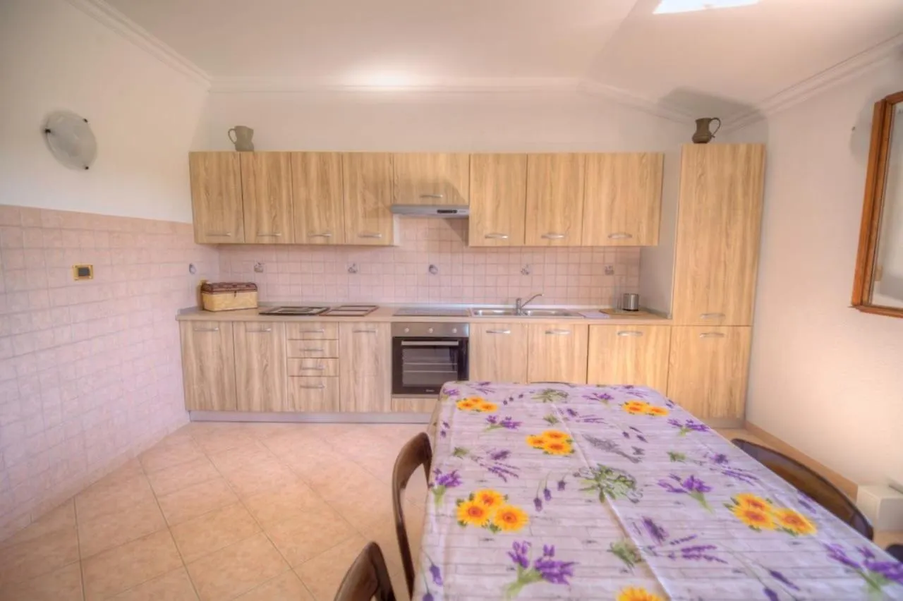 Casa Cerin With Private Pool Apartment Barat  Croatia